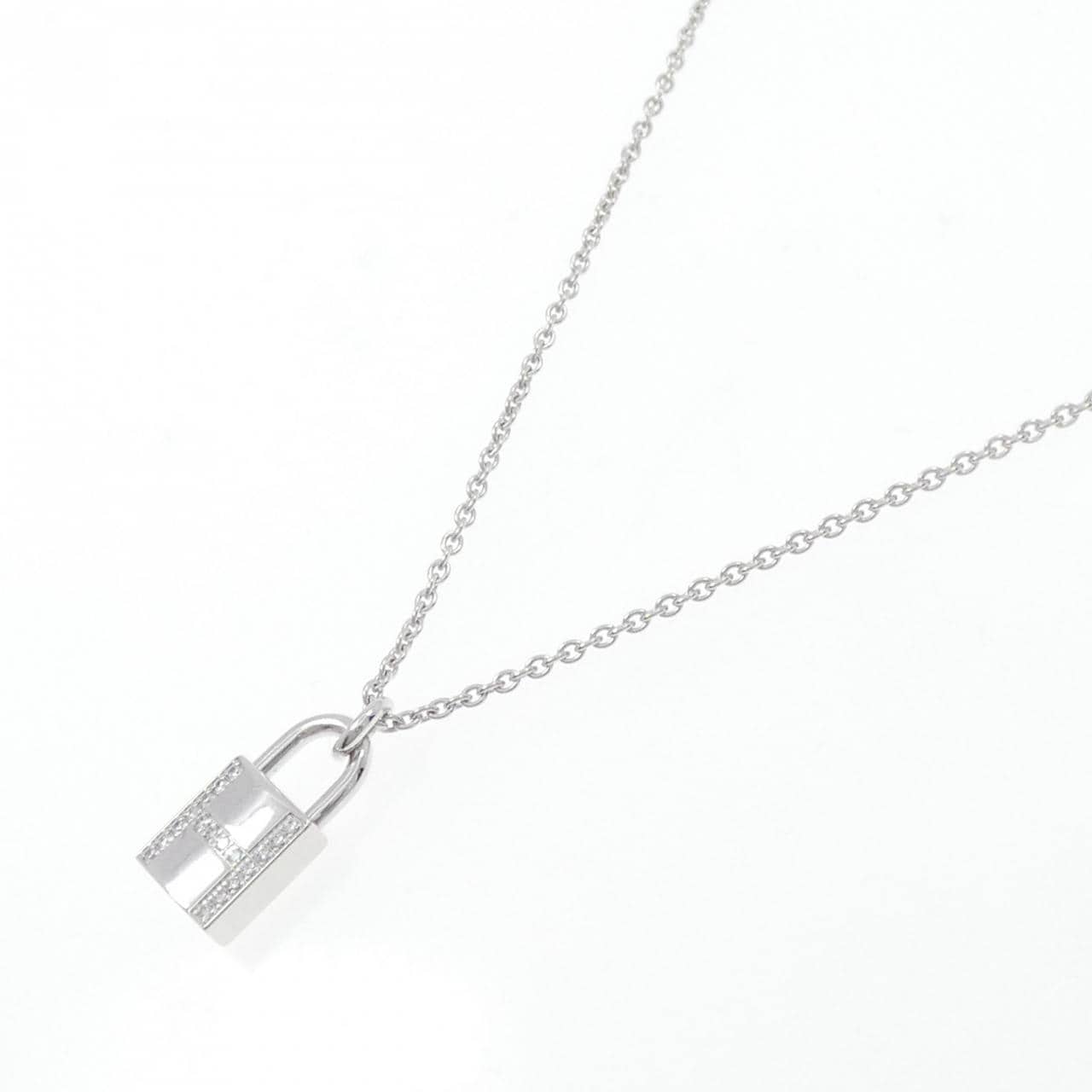HERMES amulettes cadena necklace