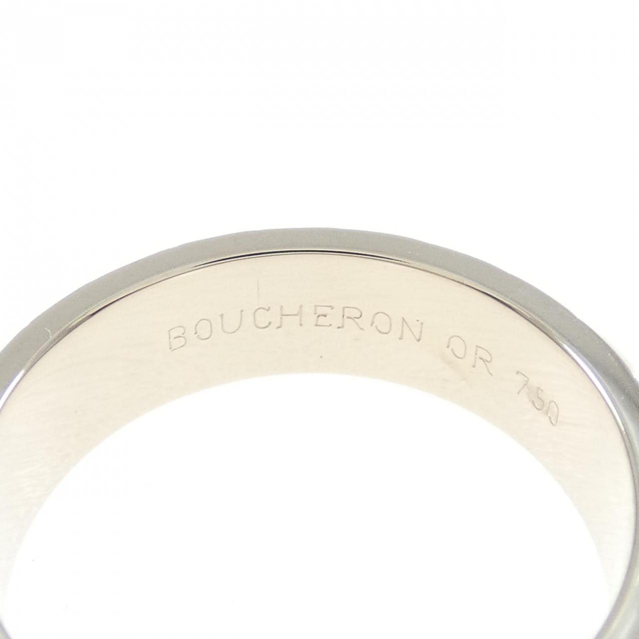 Boucheron pointe de diamant ring