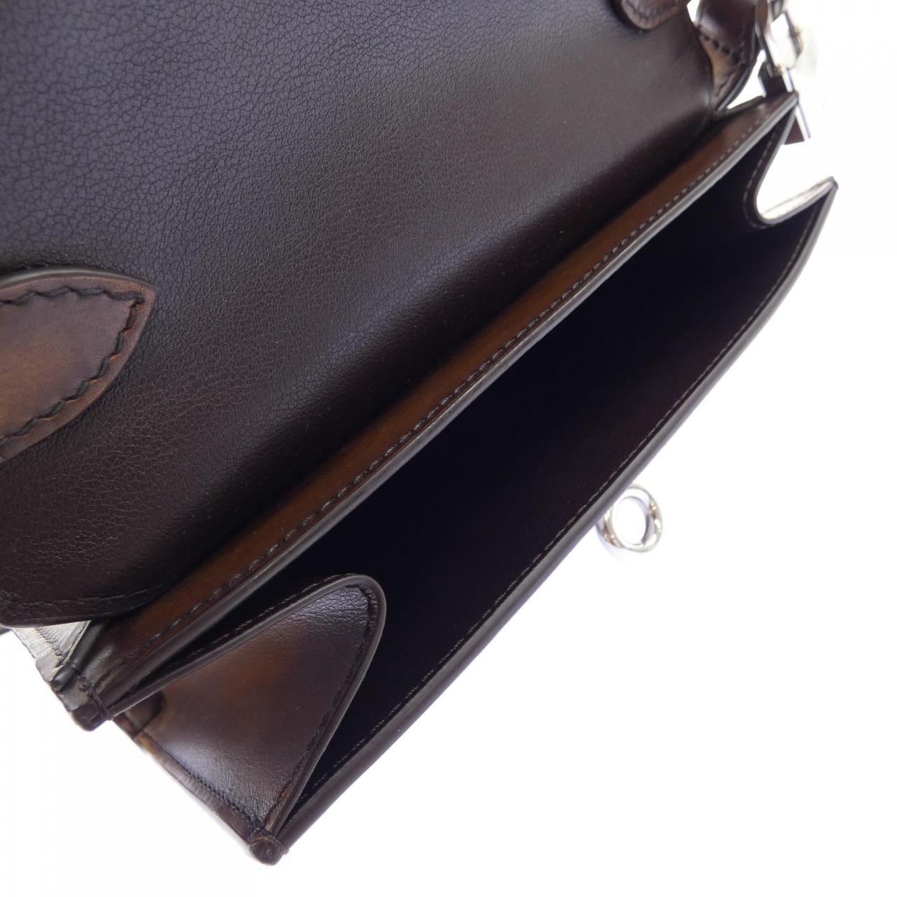 ベルルッティ Berluti エミーオポーチオンストラップ BAG