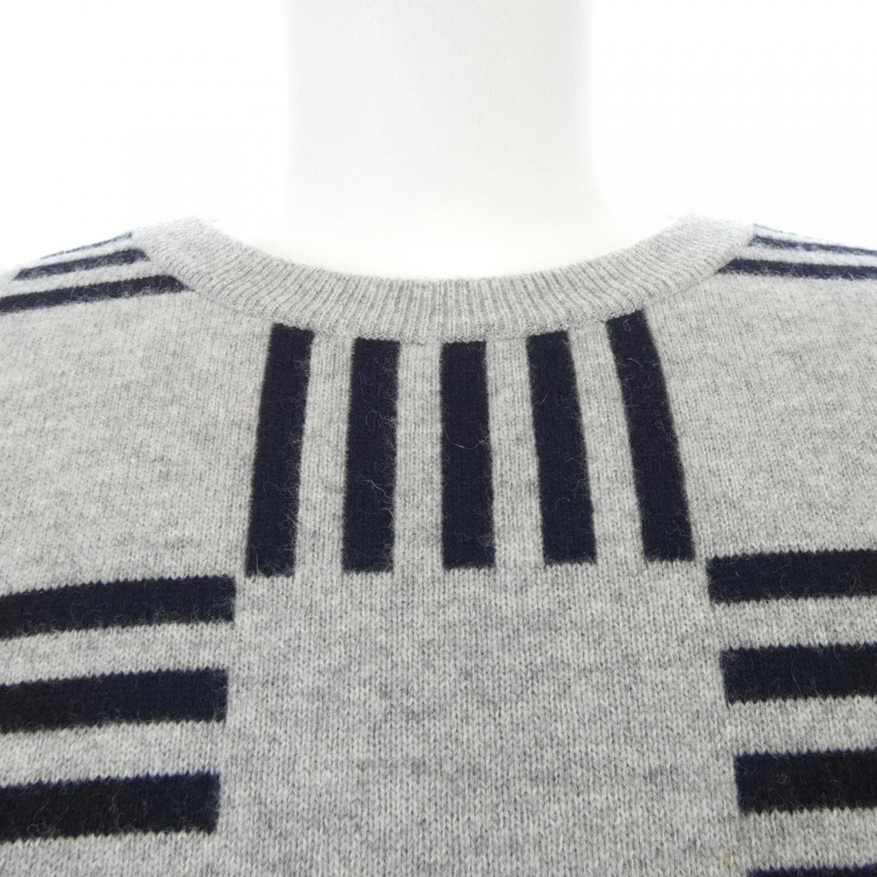 ルイヴィトン LOUIS VUITTON H6N15WMC2 ニット