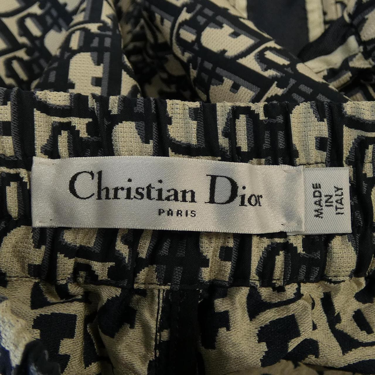 クリスチャンディオール CHRISTIAN DIOR ディオールオブリーク 117P21A2970 ショートパンツ