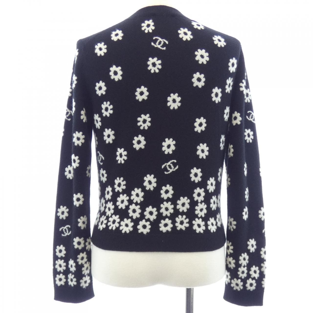 シャネル CHANEL P72451K10396 22P カーディガン