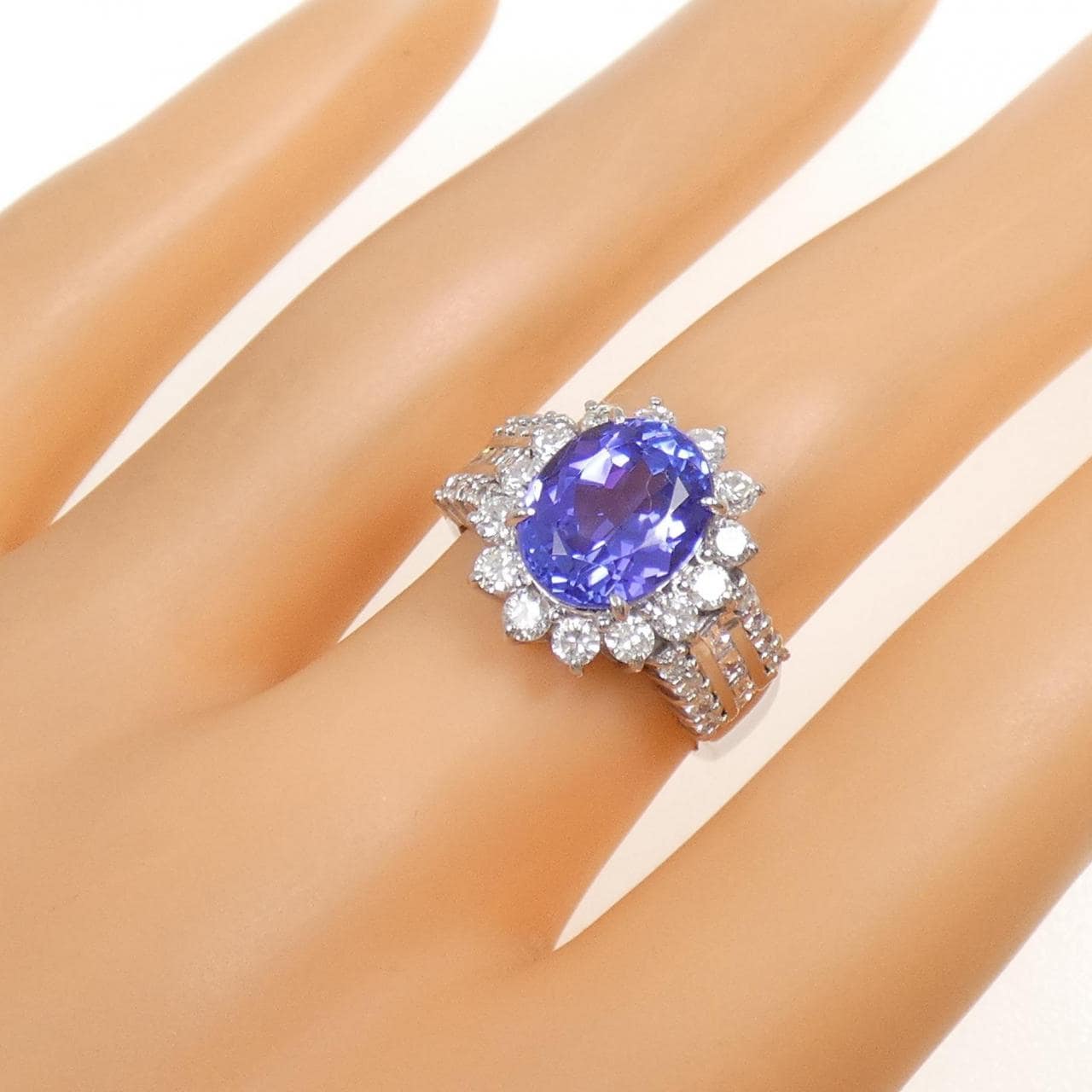 PT900 タンザナイト リング 3.81CT