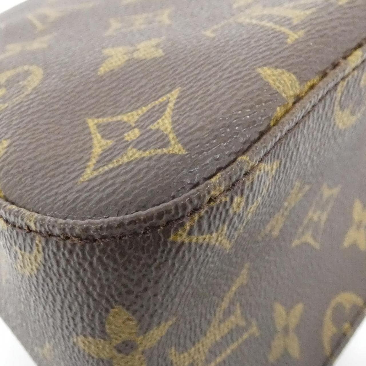 ルイヴィトン モノグラム ミニ ルーピング M51147 ショルダーバッグ