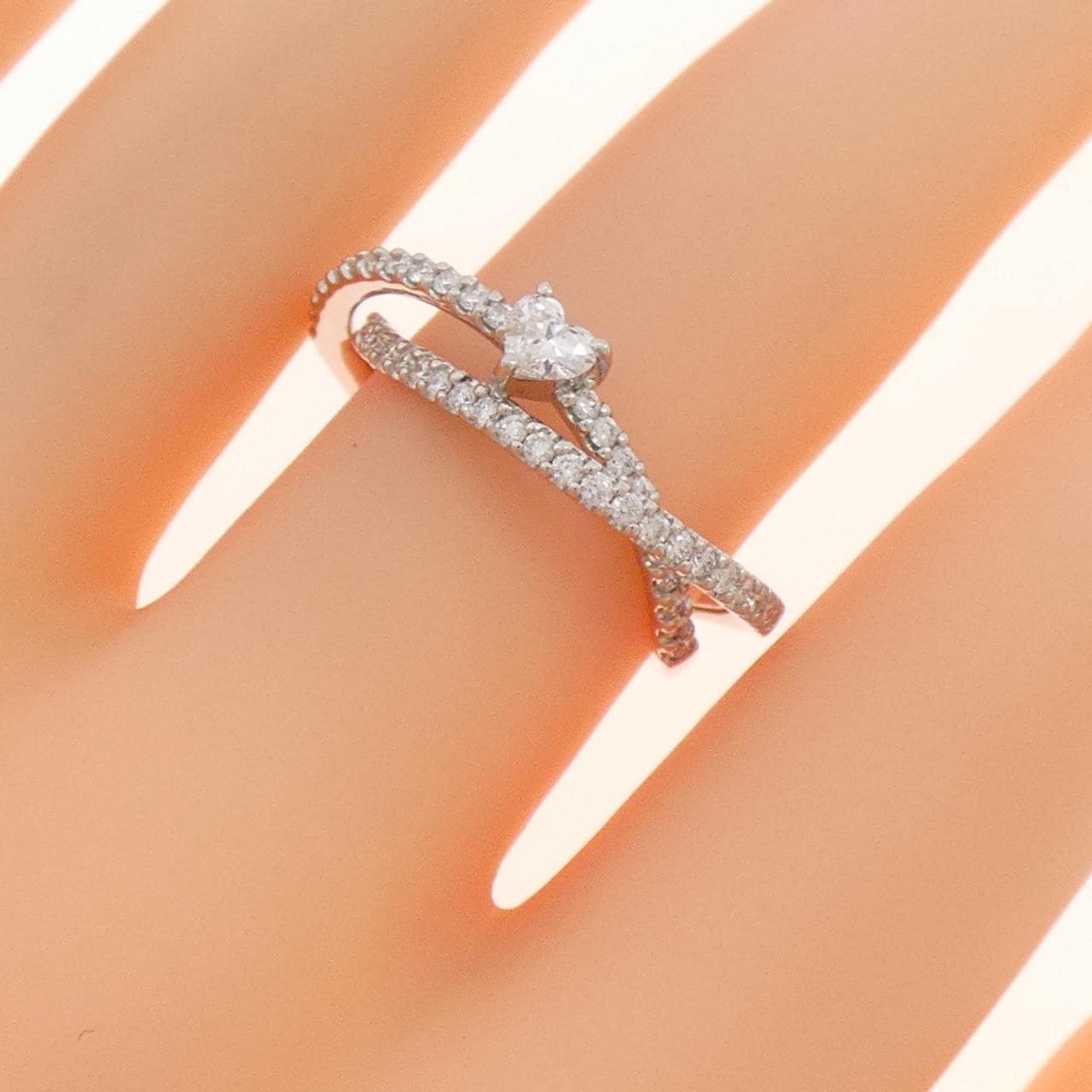 PT900 ハート ダイヤモンド リング 0.51CT