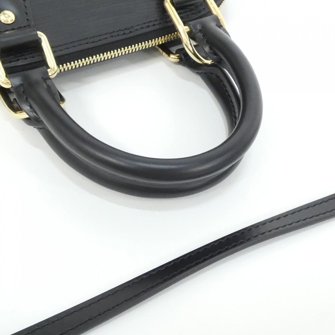 ルイヴィトン エピ(LV X TM) アルマBB M13670 バッグ