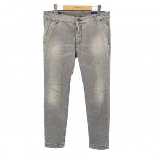 アントレアミ ENTRE AMIS ジーンズ