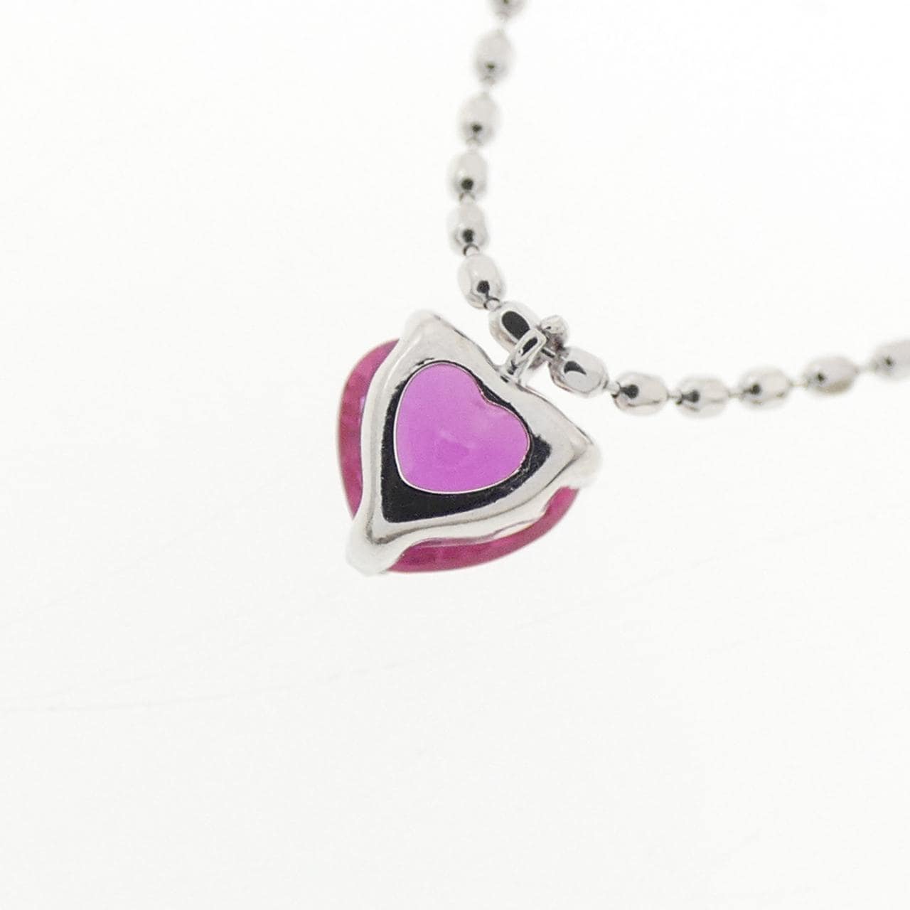 K18WG ハート ルビー ネックレス 1.60CT