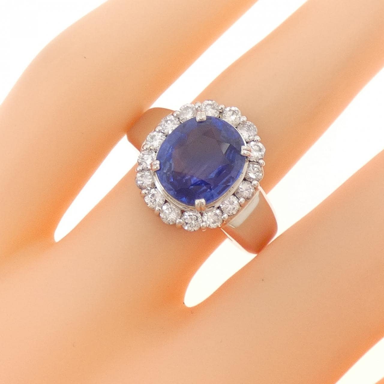 PT900 サファイヤ リング 3.56CT