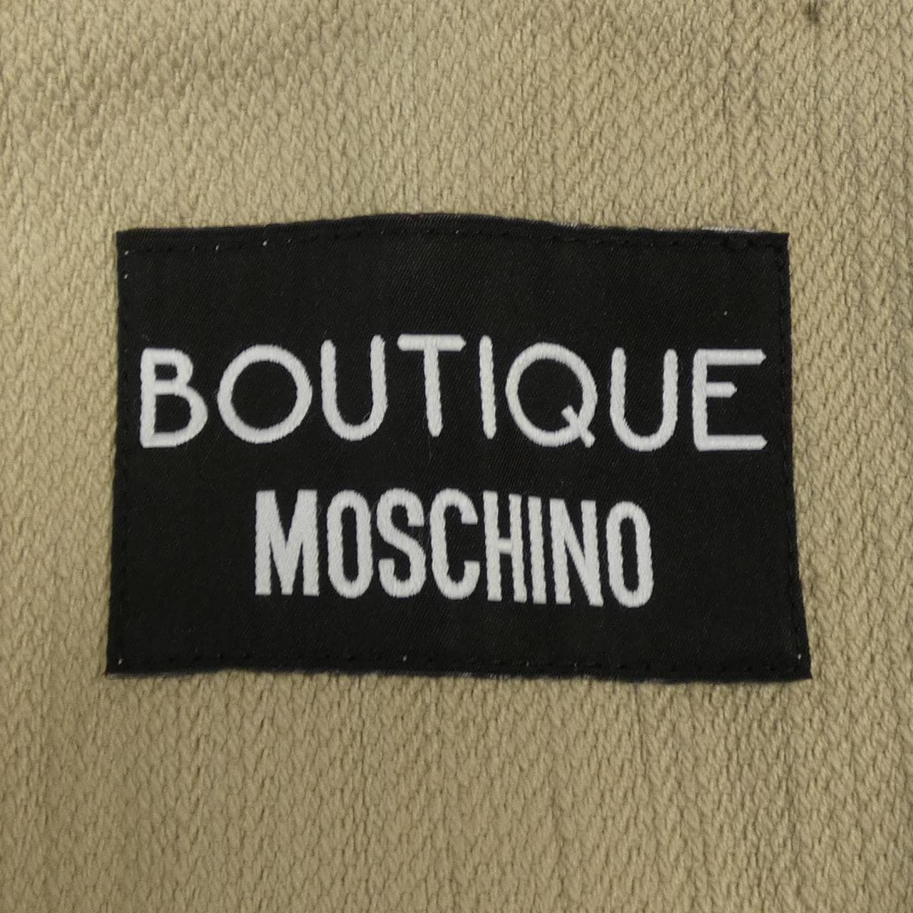 MOSCHINO精品店