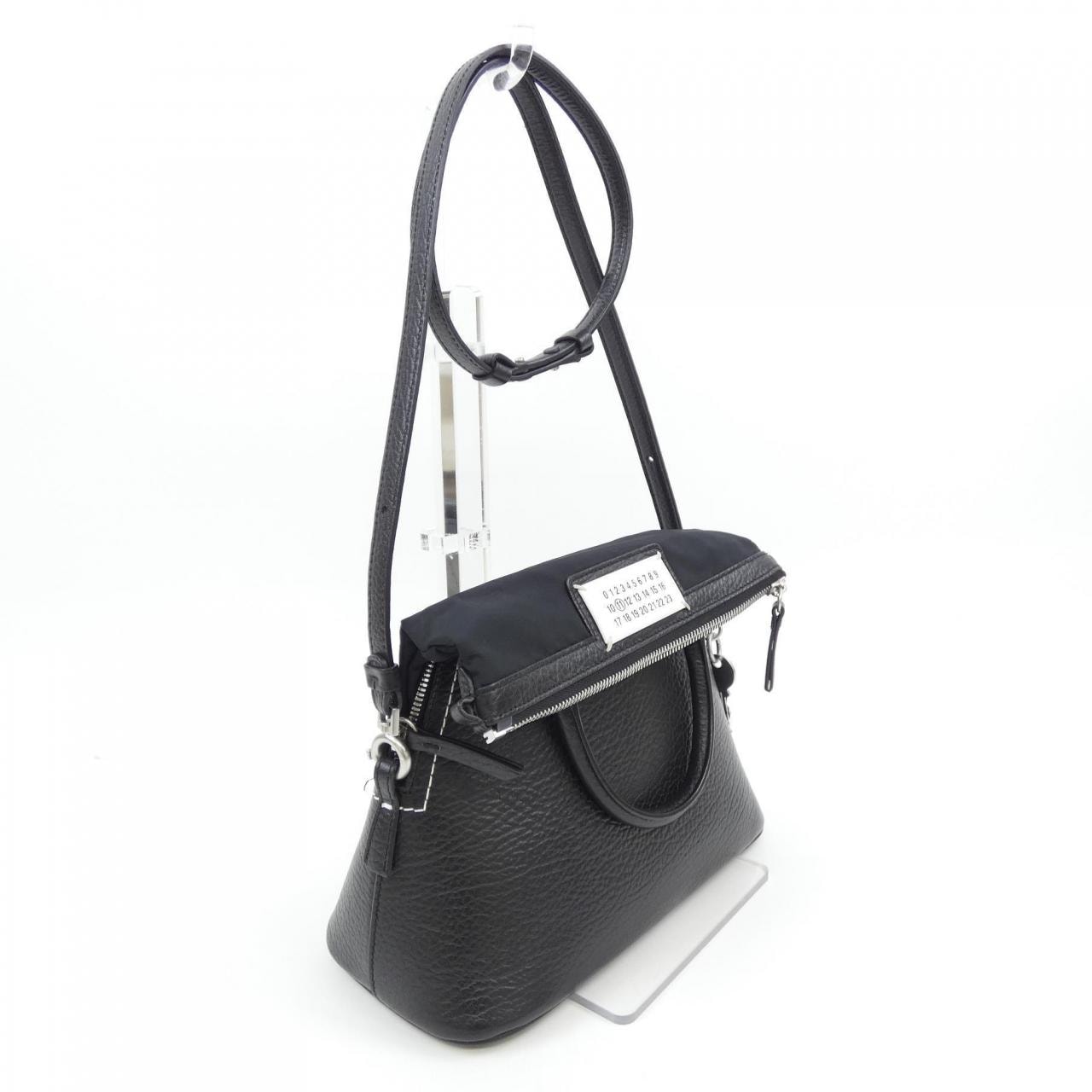 メゾンマルジェラ Maison Margiela 5AC S56WG0082 BAG