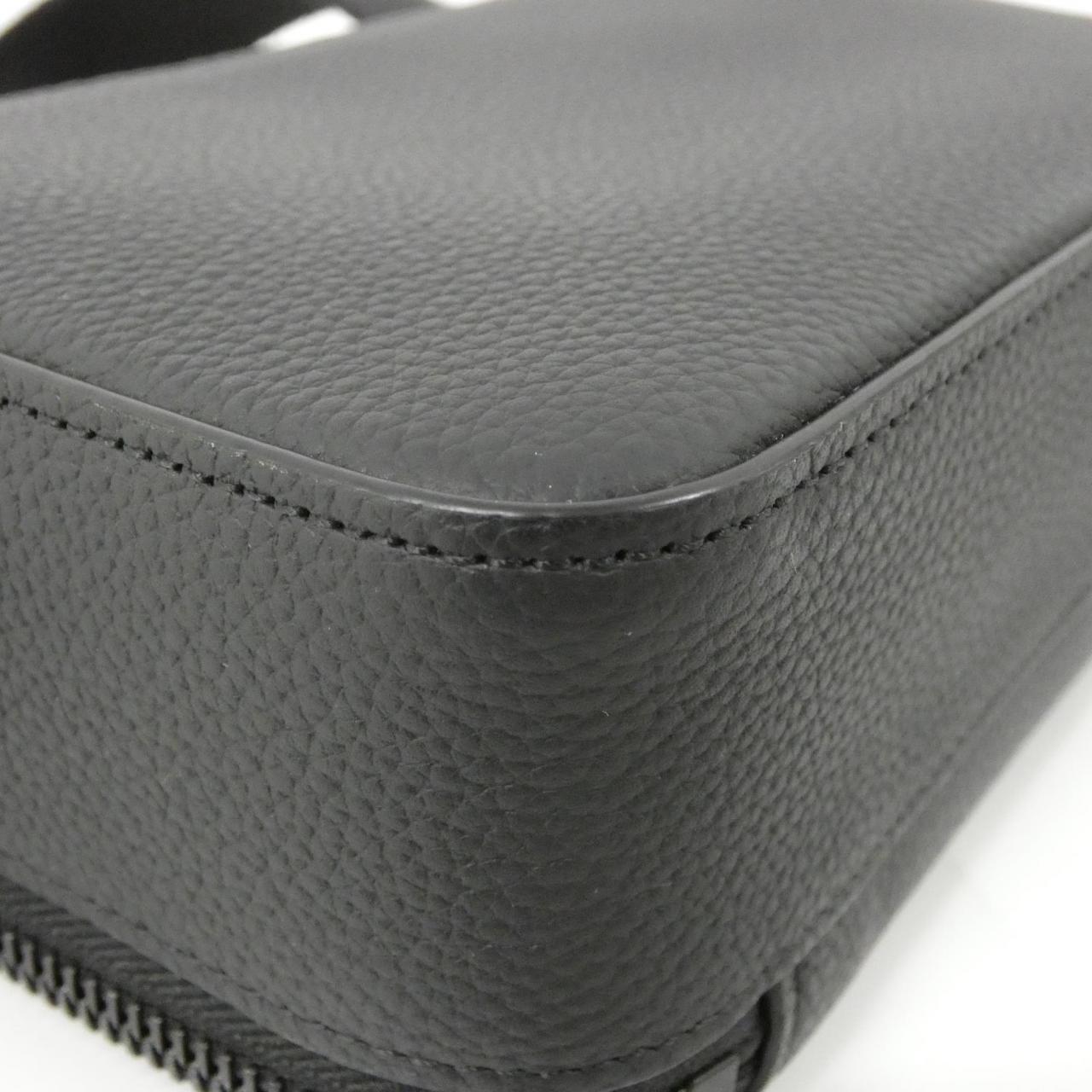 LOUIS VUITTON LV Aerogram Alpha Wearable Wallet M59161 Shoulder Bag