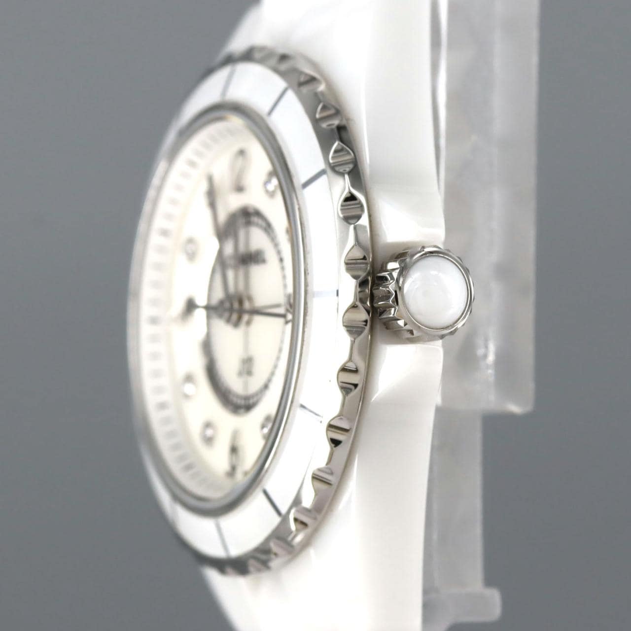 シャネル J12 29mmセラミック･8P H2570 セラミック クォーツ