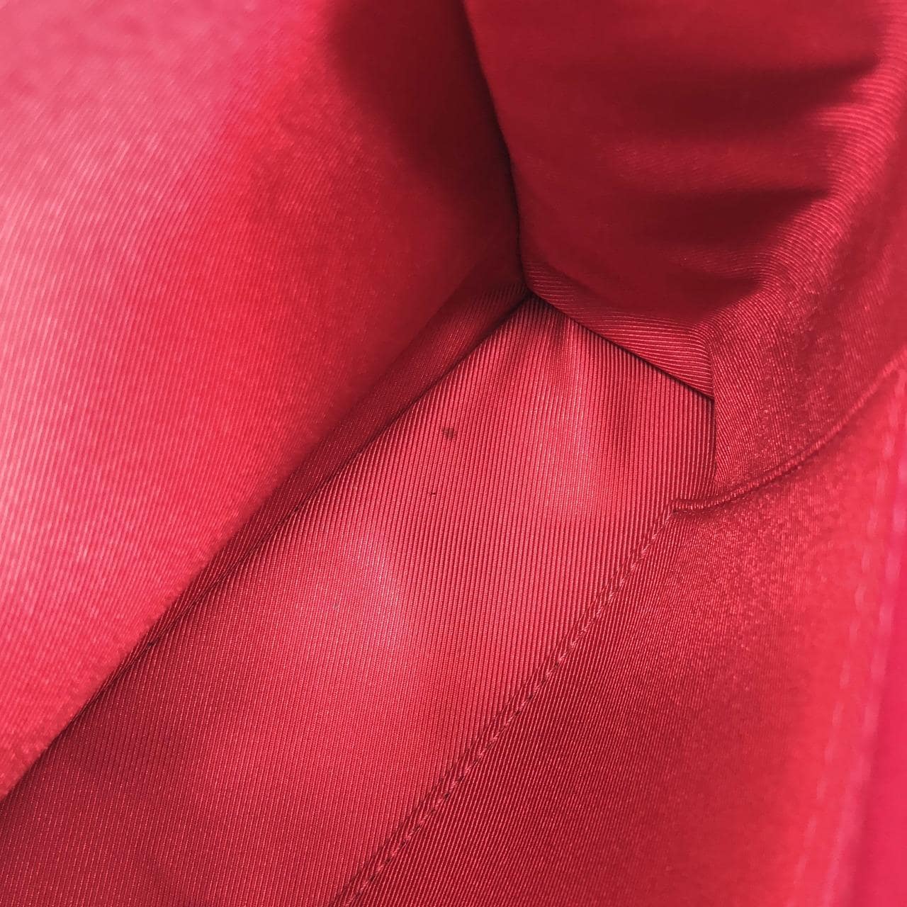 ルイヴィトン ロックミー カルターブル M50249 バッグ