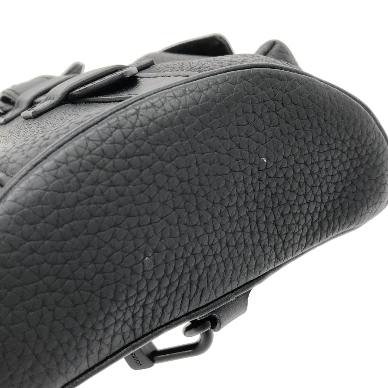 ルイヴィトン トリヨン モノグラム クリストファーXS M58495 ショルダーバッグ