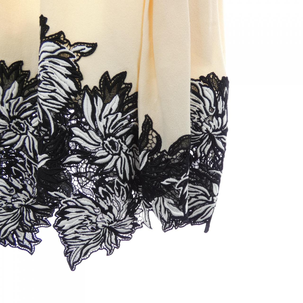 ルイヴィトン LOUIS VUITTON FLJB99GI4 スカート