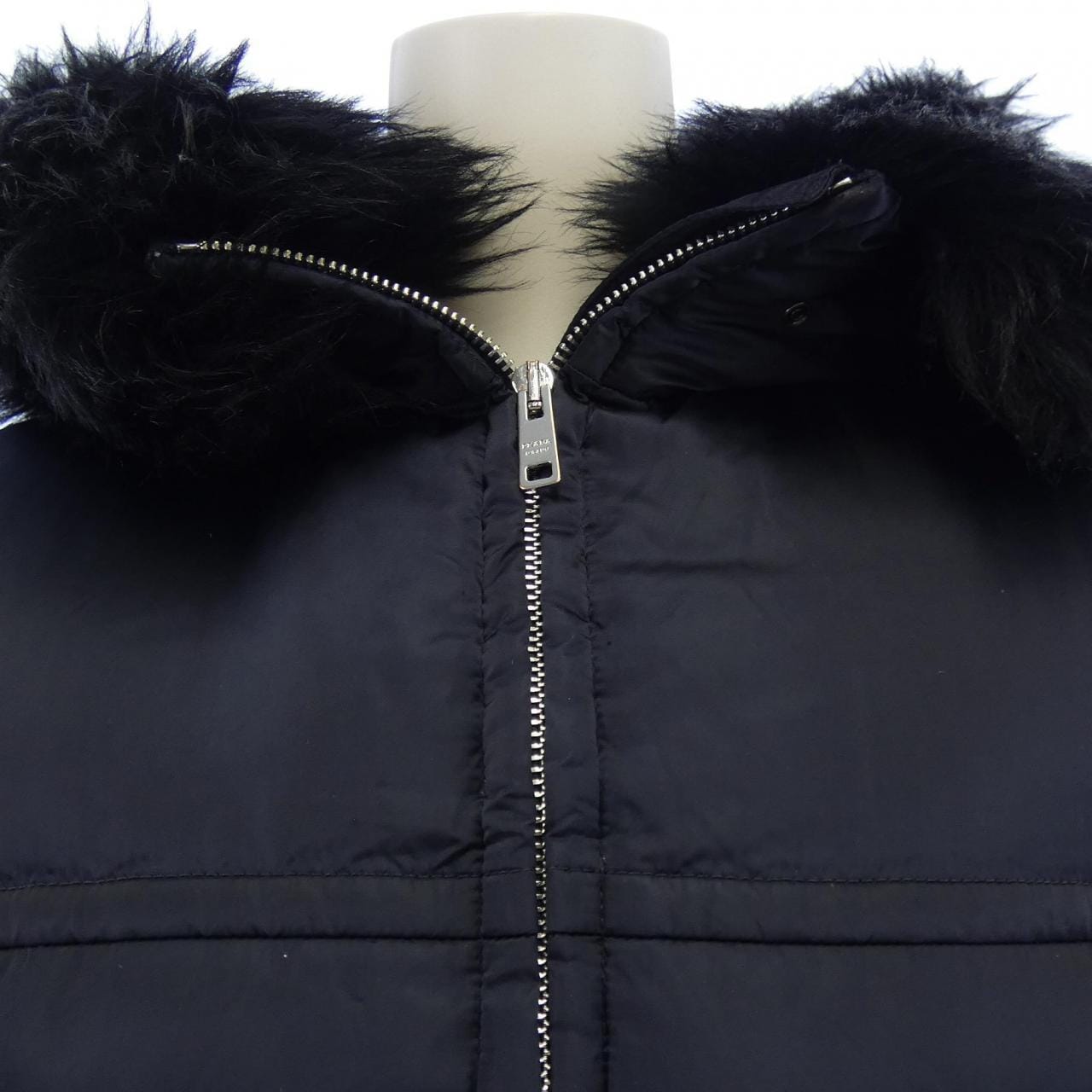 プラダ PRADA トライアングルロゴ 291794 R202 R0K ダウンジャケット