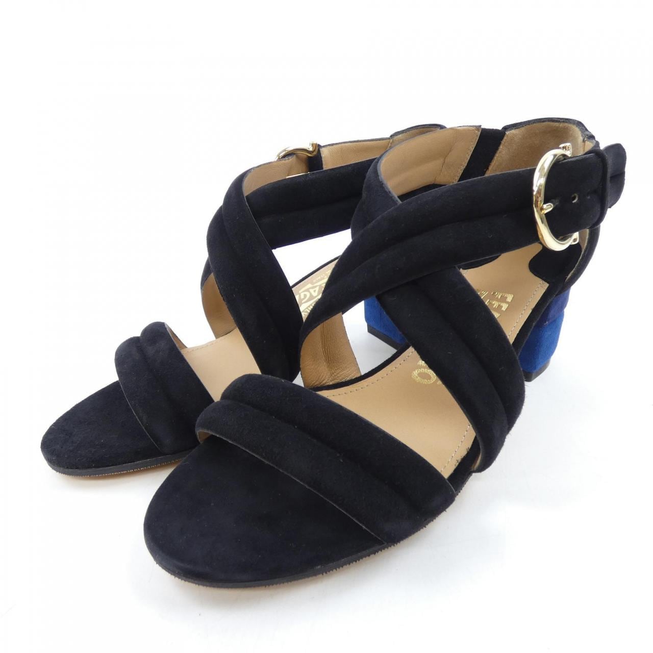 サルヴァトーレフェラガモ SALVATORE FERRAGAMO サンダル