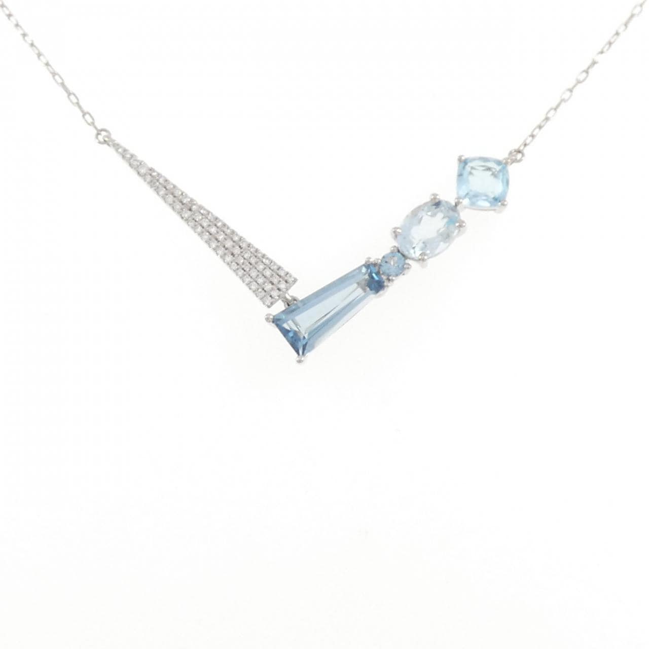 K18WG ブルートパーズ ネックレス 3.23CT