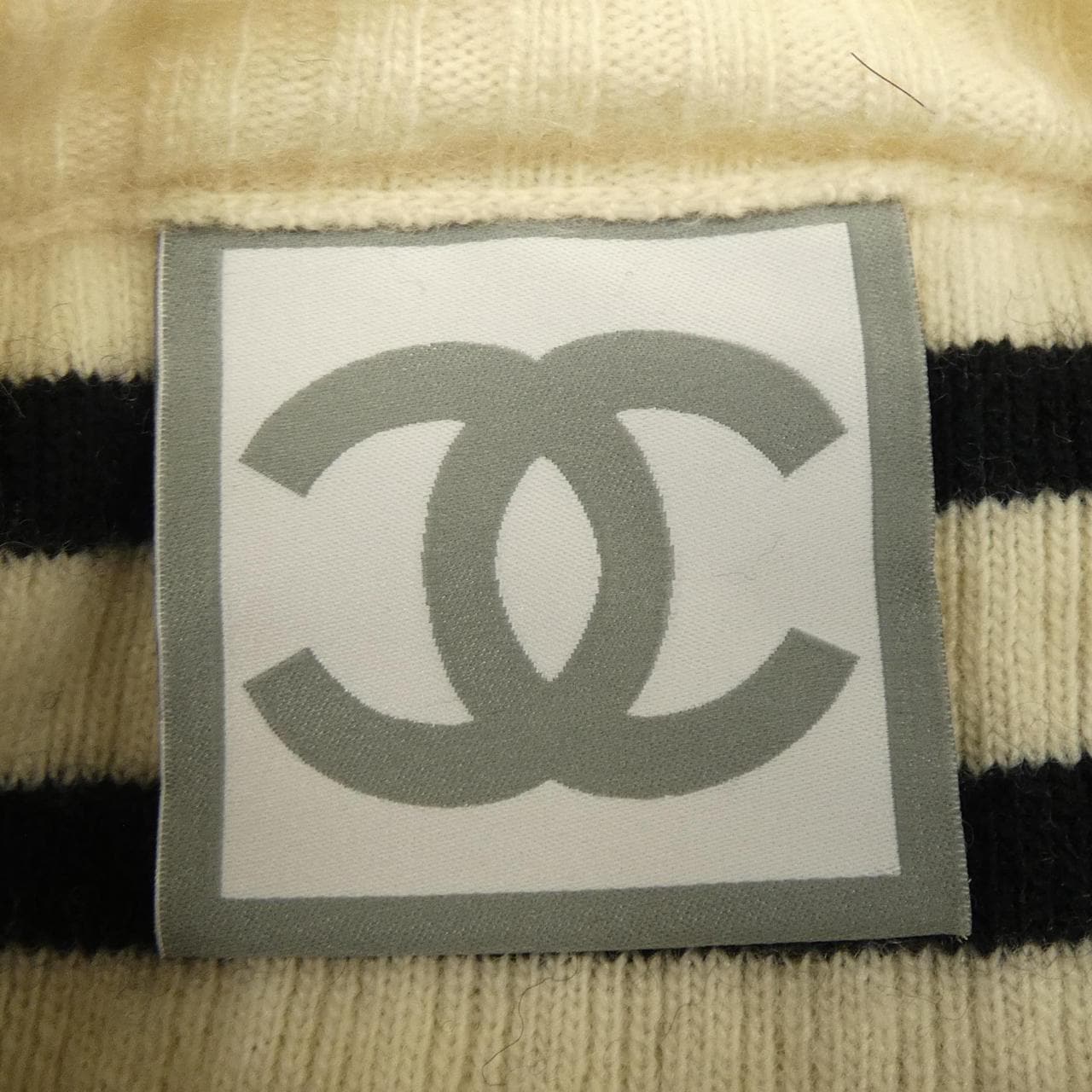 【ヴィンテージ】シャネル CHANEL P29256K00296 06A ニット