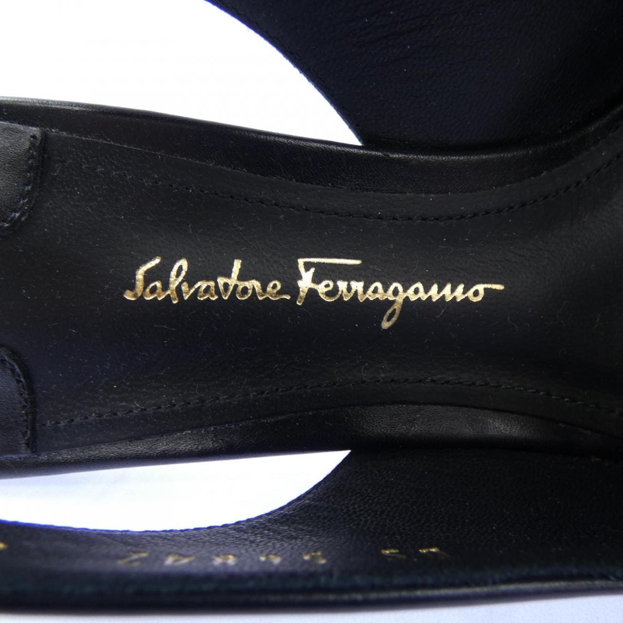 サルヴァトーレフェラガモ SALVATORE FERRAGAMO DS56842 シューズ