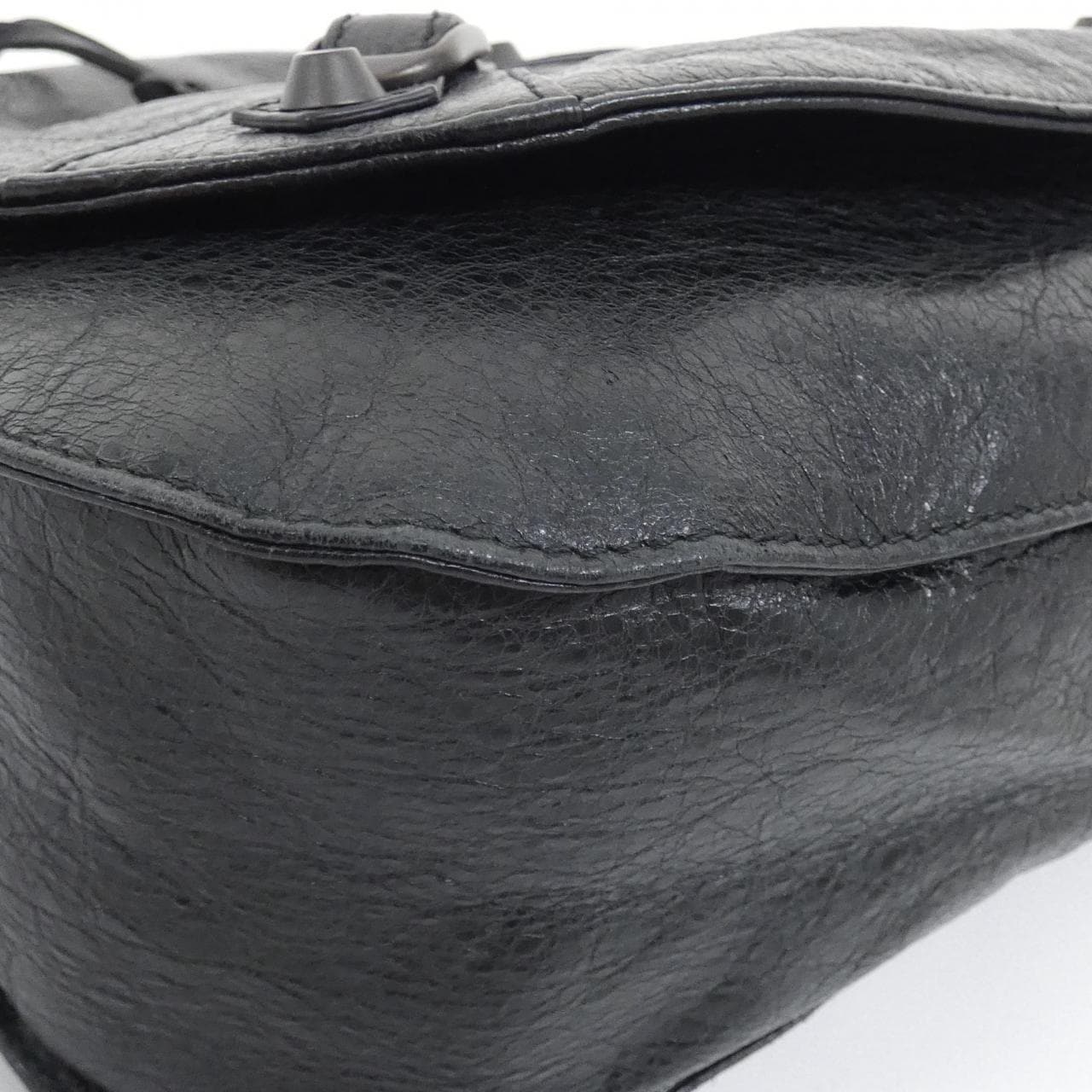 バレンシアガ NEO FOLK 285346 D94IT ショルダーバッグ