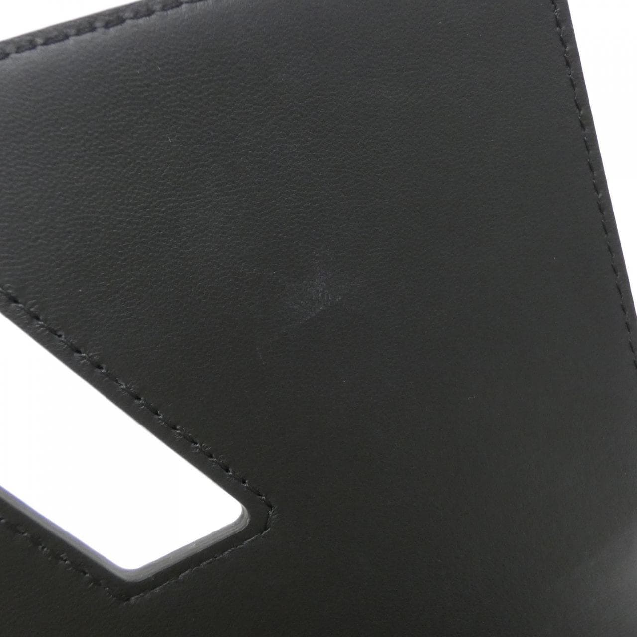 ルイヴィトン エピ ツイスト MM M20834 ショルダーバッグ