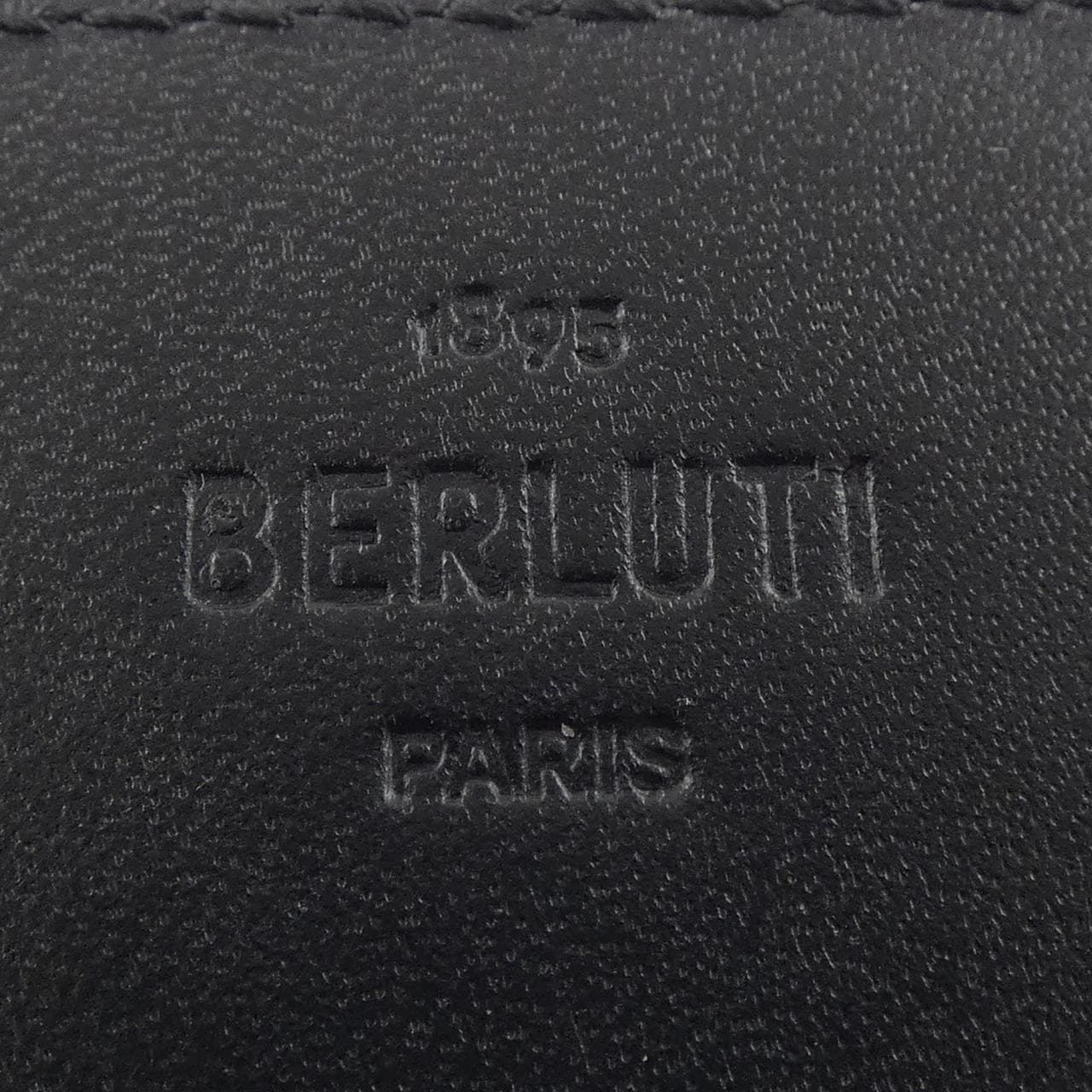 ベルルッティ Berluti インブイアスクリットレザーカードホルダー CARD CASE