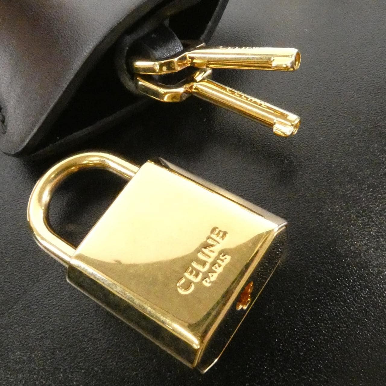 セリーヌ スモール セーズ 188003BEY バッグ