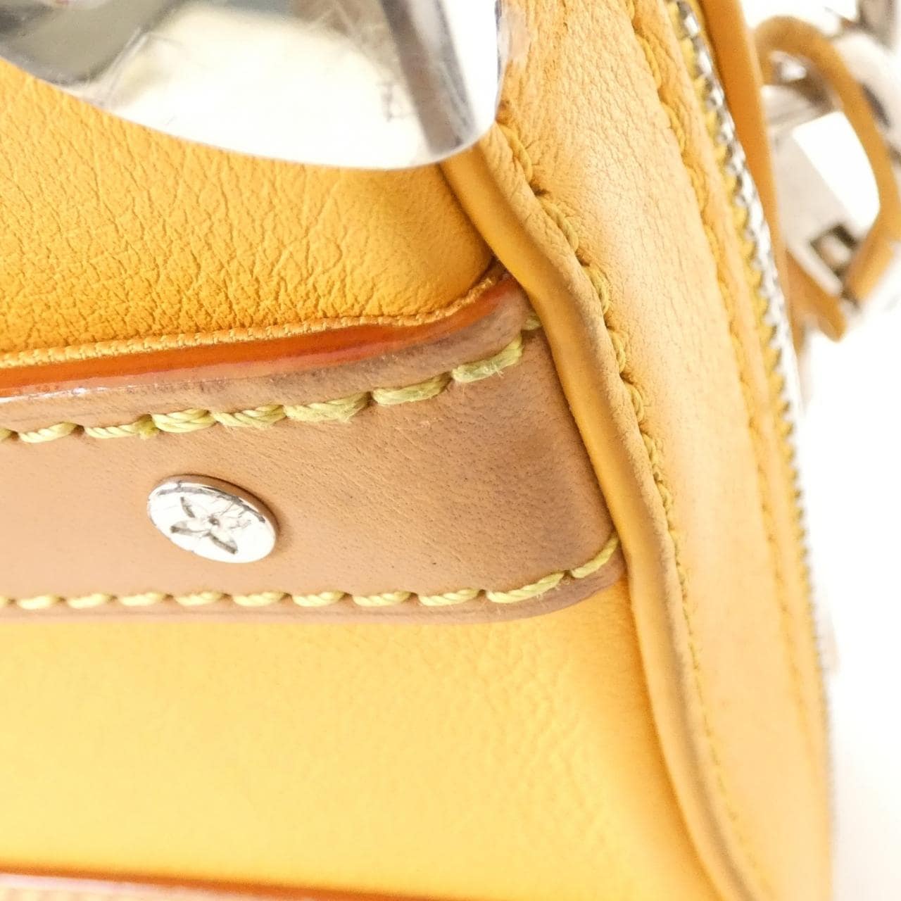 ルイヴィトン (N°7) ハンドル ソフトトランク M59669 ショルダーバッグ