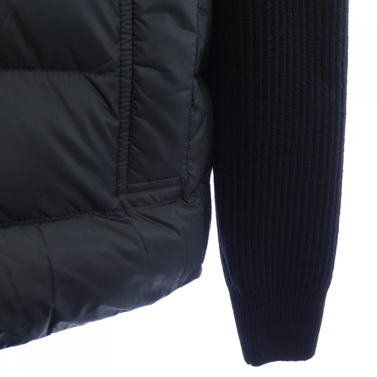 モンクレール MONCLER 20919B00051 ダウンジャケット