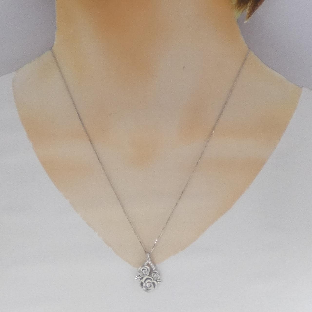 PT900/PT850 ローズ ダイヤモンド ネックレス 0.17CT