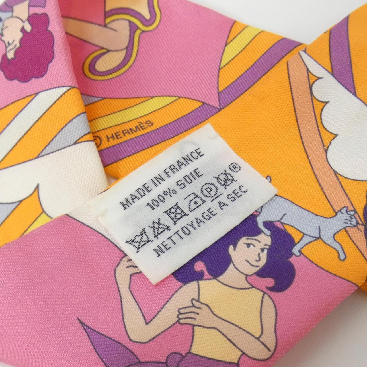 エルメス CARRES VOLANTS ツイリー 063849S スカーフ