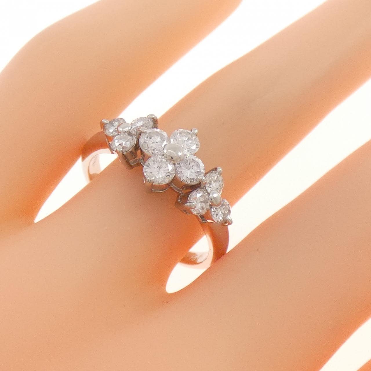 PT900 フラワー ダイヤモンド リング 1.02CT