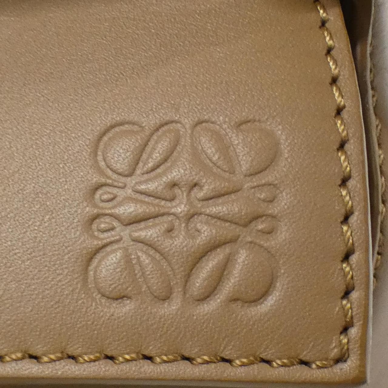 ロエベ パズル エッジ ミニ A510P88X24 バッグ