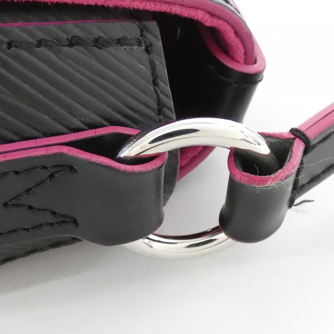 ルイヴィトン エピ サンクルー M54156 ショルダーバッグ