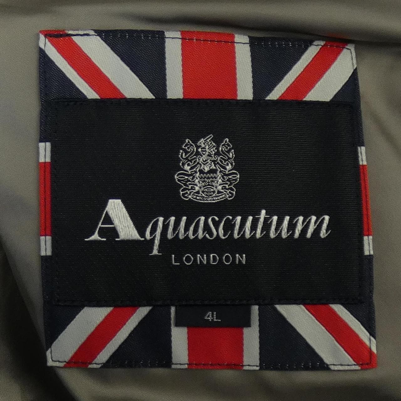 アクアスキュータム Aquascutum ブルゾン