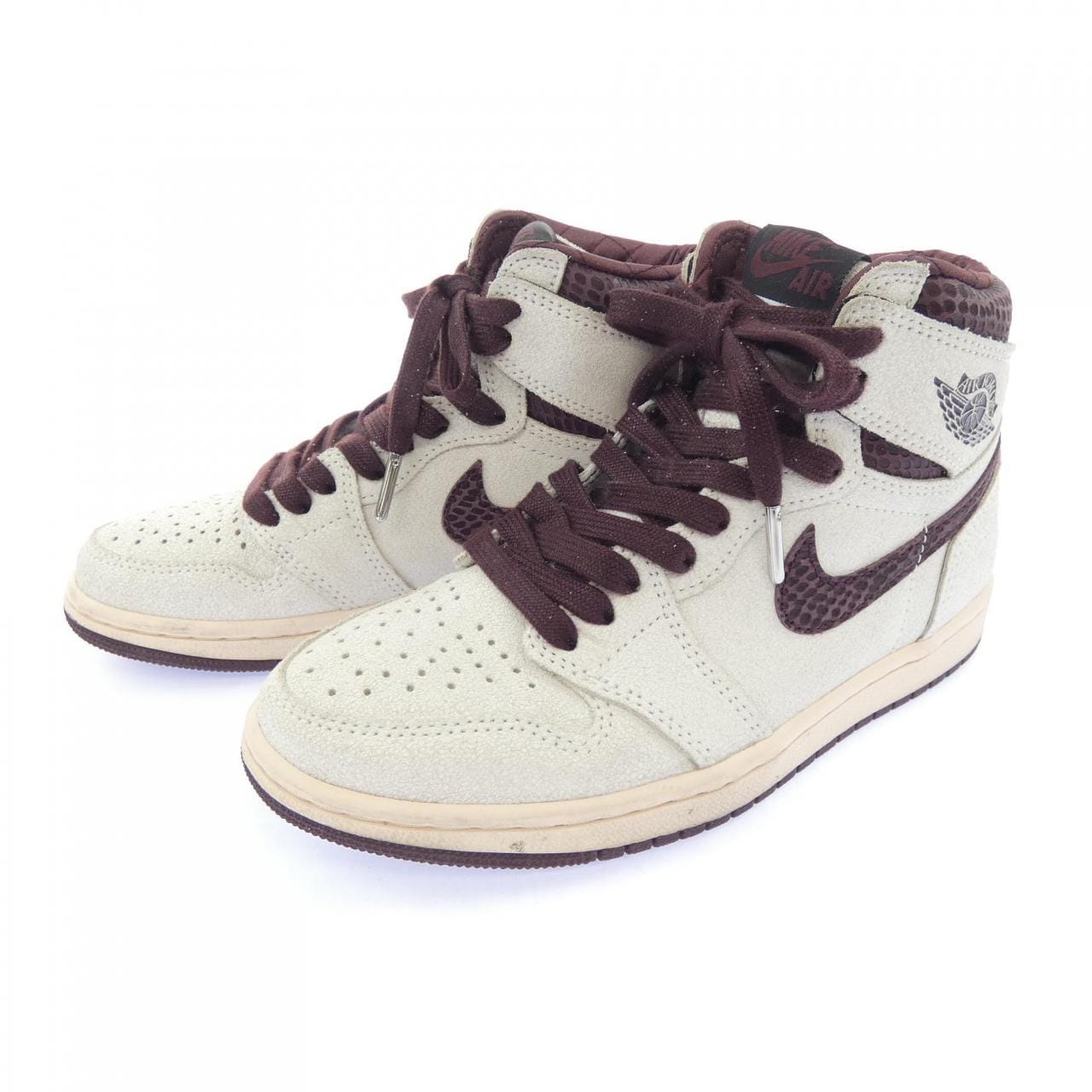 ナイキ NIKE DO7097-100 スニーカー