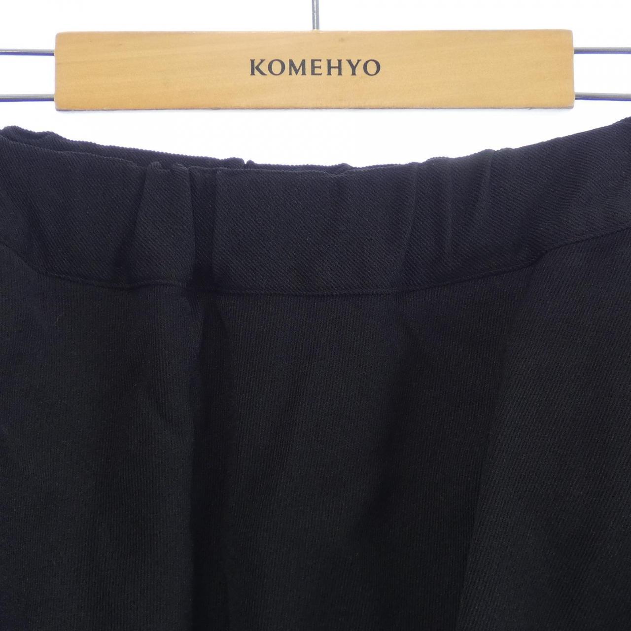 ブラックコムデギャルソン BLACK COMME des GARCONS 1O-S006 スカート