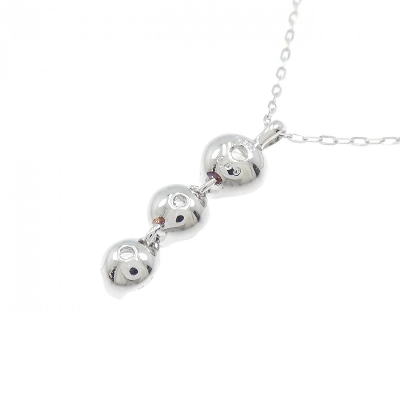 PT900/K18WG スリーストーン ダイヤモンド ネックレス 0.50CT