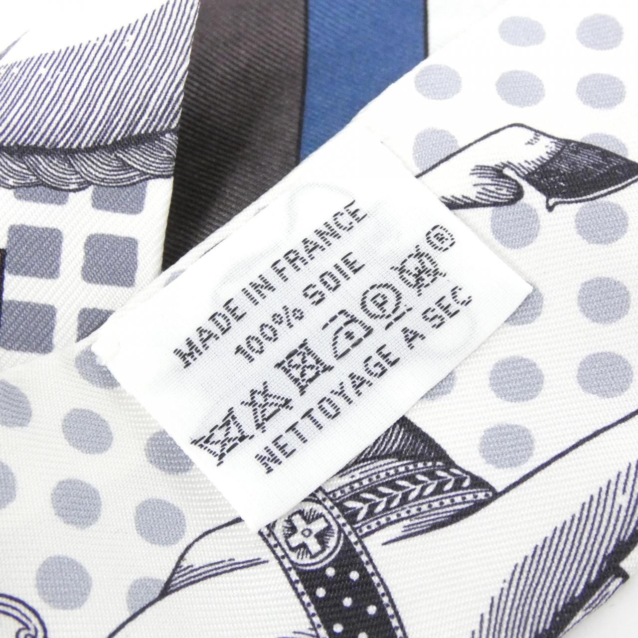 エルメス CAVALIER EN FORMES ツイリー 064008S スカーフ