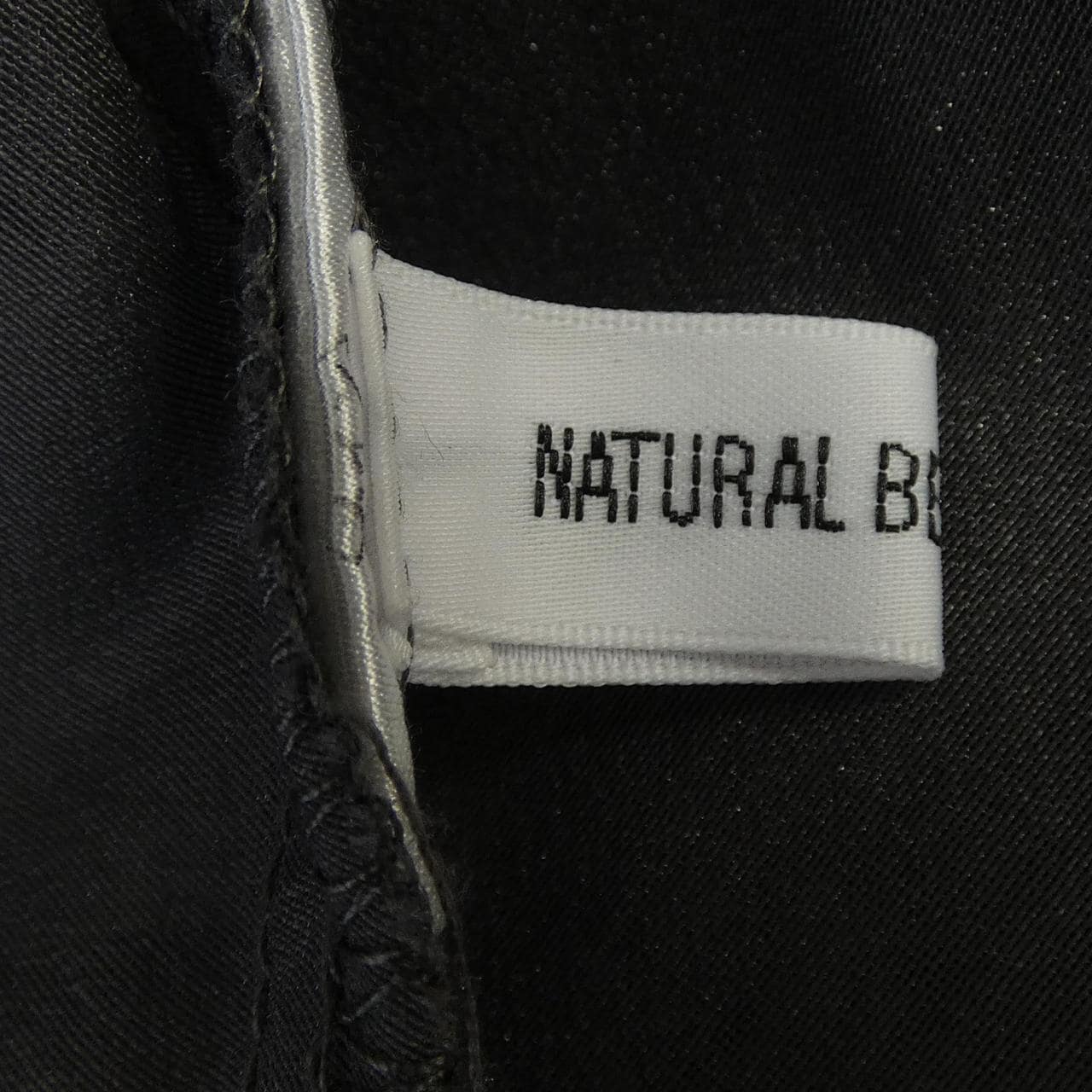 ナチュラルビューティーベーシック NATURAL BEAUTY BASIC トップス