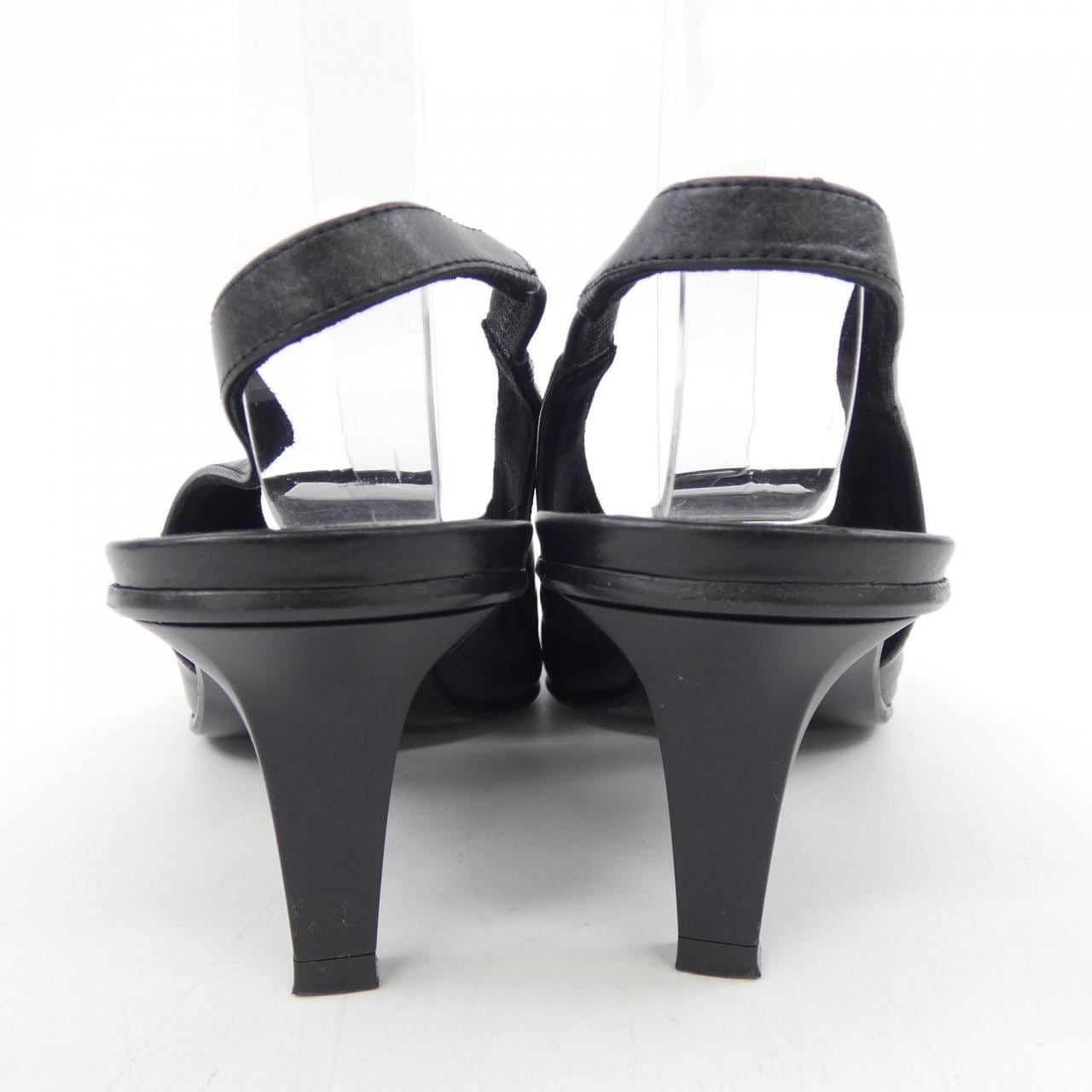 ロロピアーナ Loro Piana パンプス