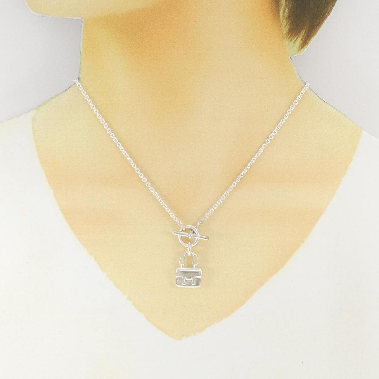 HERMES amulettes constance necklace