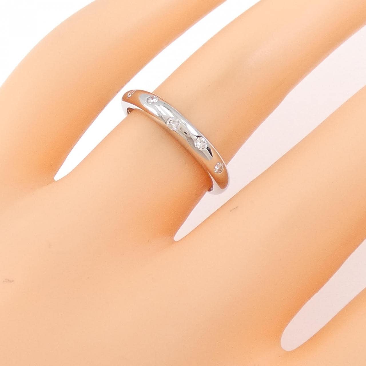 [BRAND NEW] PT Diamond Ring 0.10CT