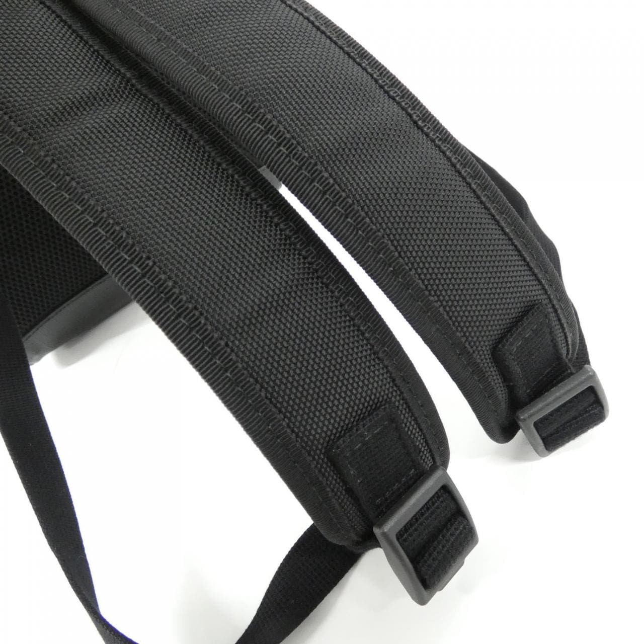 Gucci 429020 KLQAX双肩包
