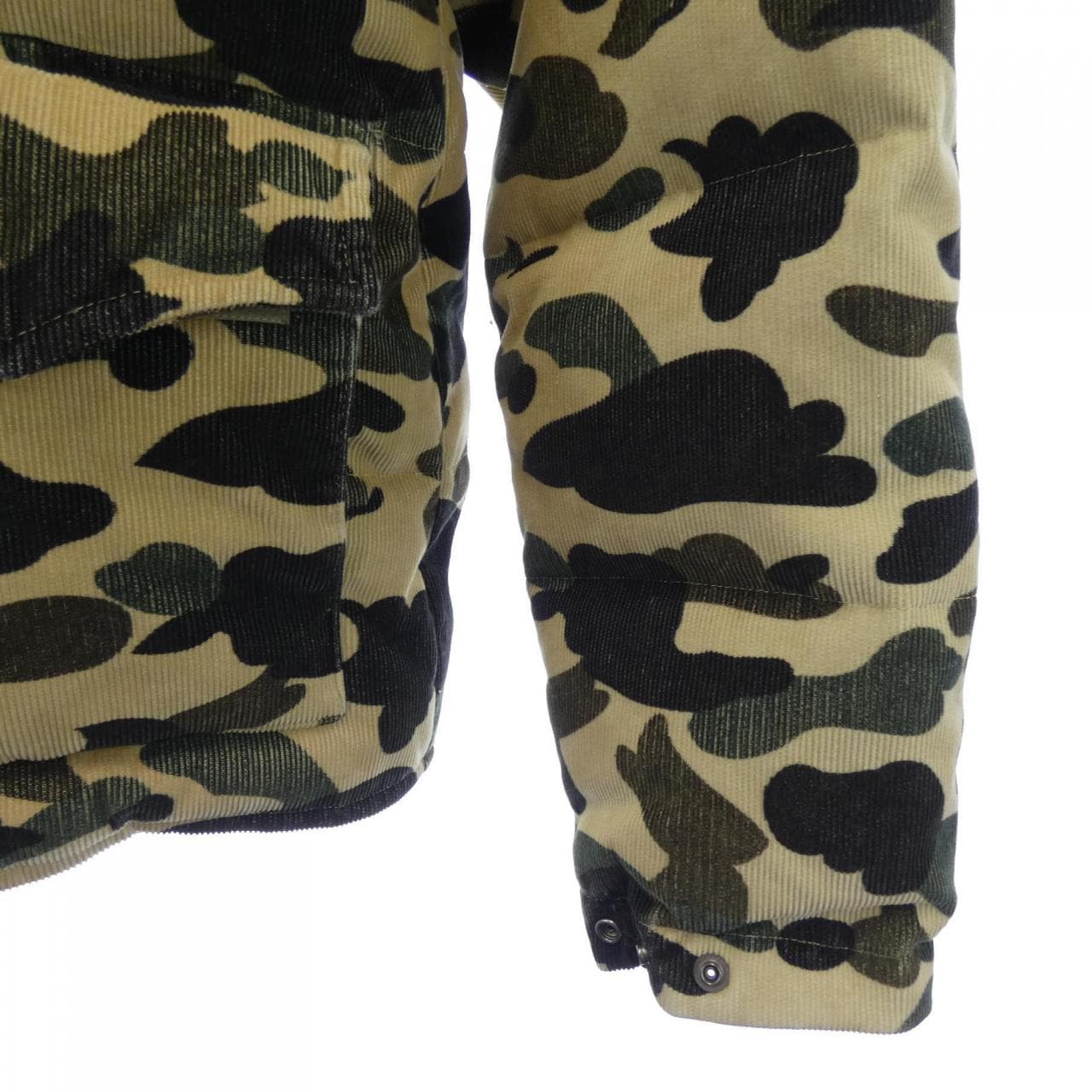 アベイシングエイプ A BATHING APE ダウンジャケット