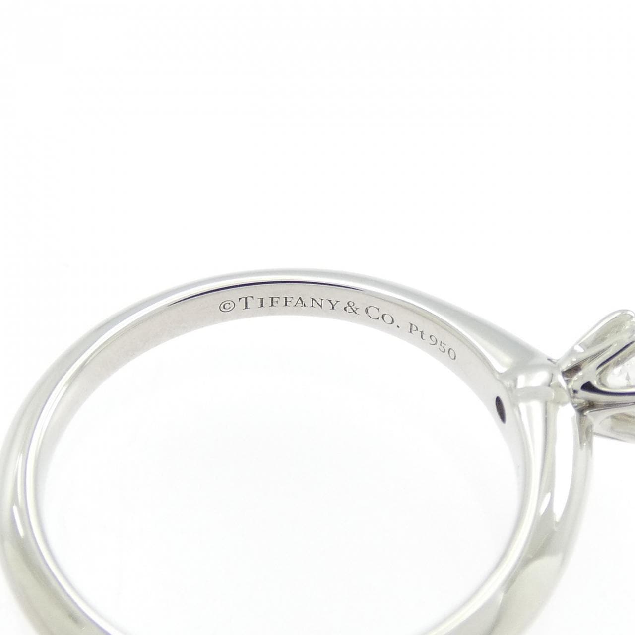 ティファニー クラシックソリティア リング 0.24CT