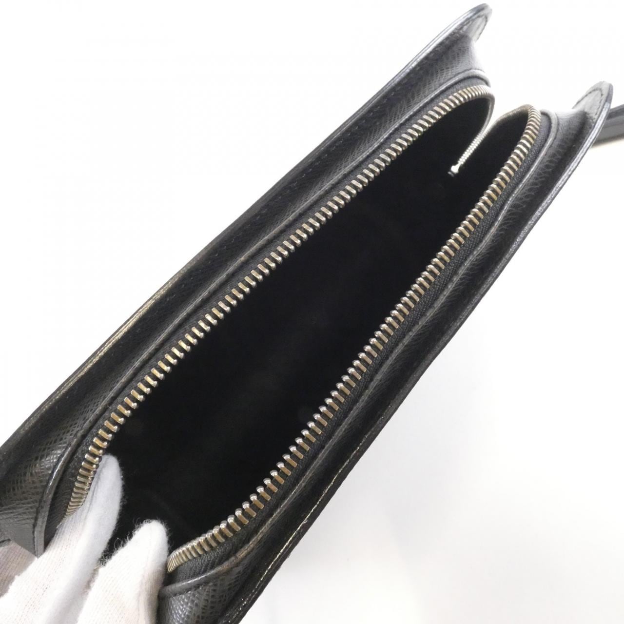 ルイヴィトン タイガ バイカル M30182 セカンドバッグ