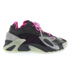 アディダス ADIDAS FV4524 スニーカー
